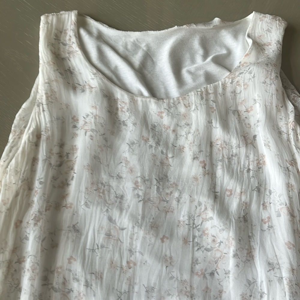 Pastel flower flowing lined tank